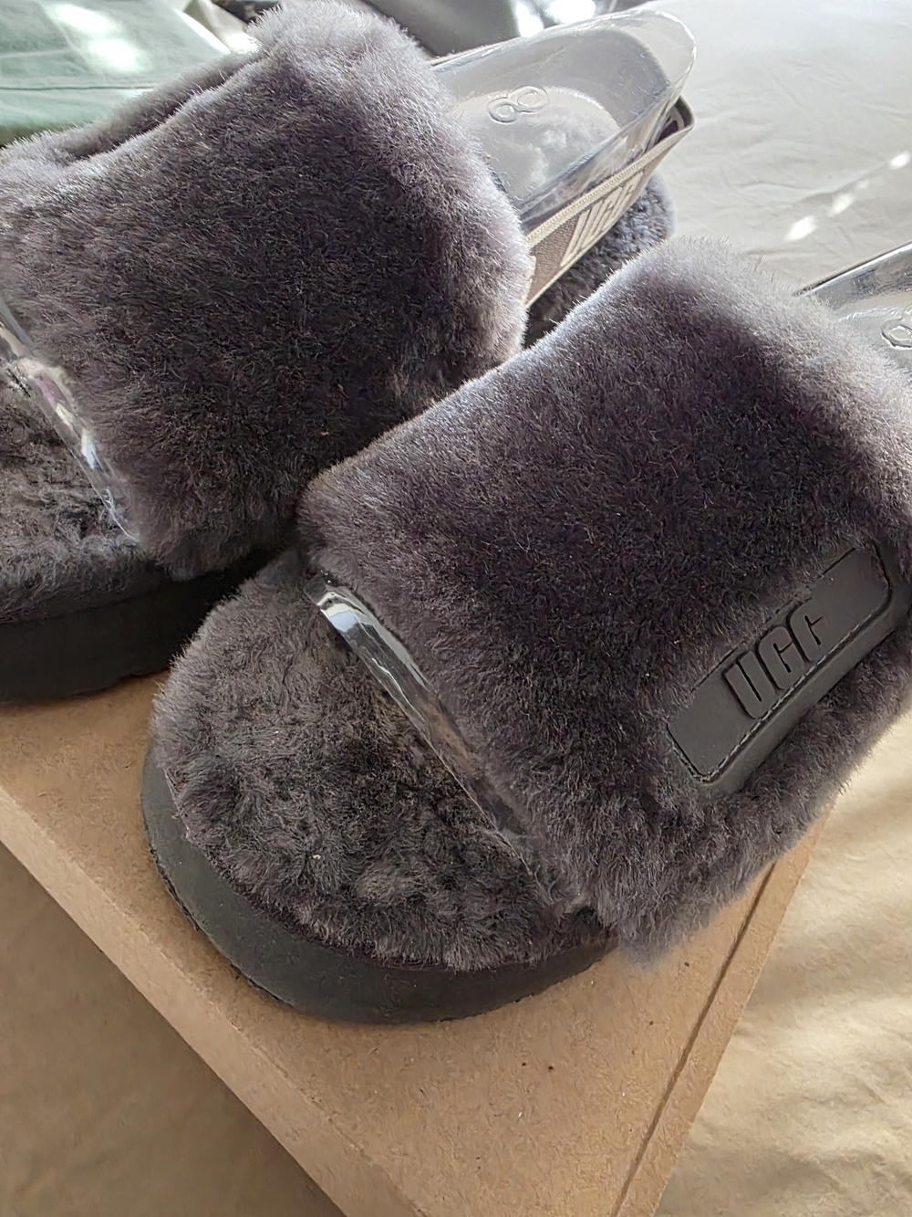 UGG Women's Charcoal Fluff Slide — Plush Shearling Strap